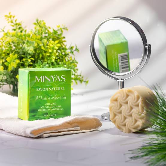 Savon à l’huile d’arbre à thé MINYAS 