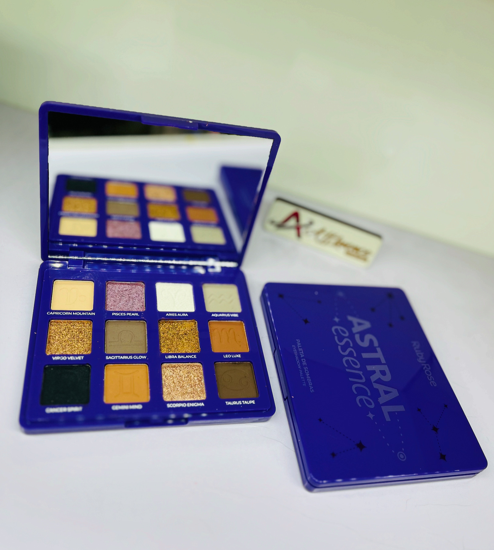 Palette Astral Ruby Rose