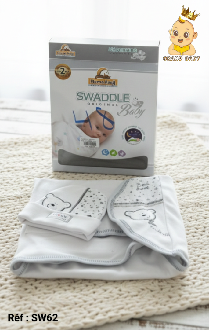SWADELLE + BONNET BEBE SERG HORSE KING