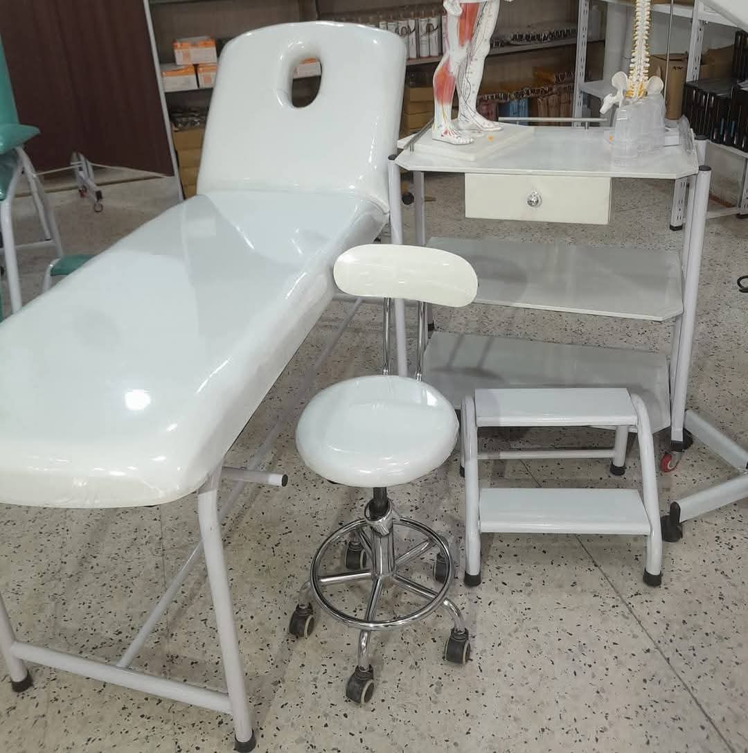 طقم تجهيز مركز العناية الجسدية 